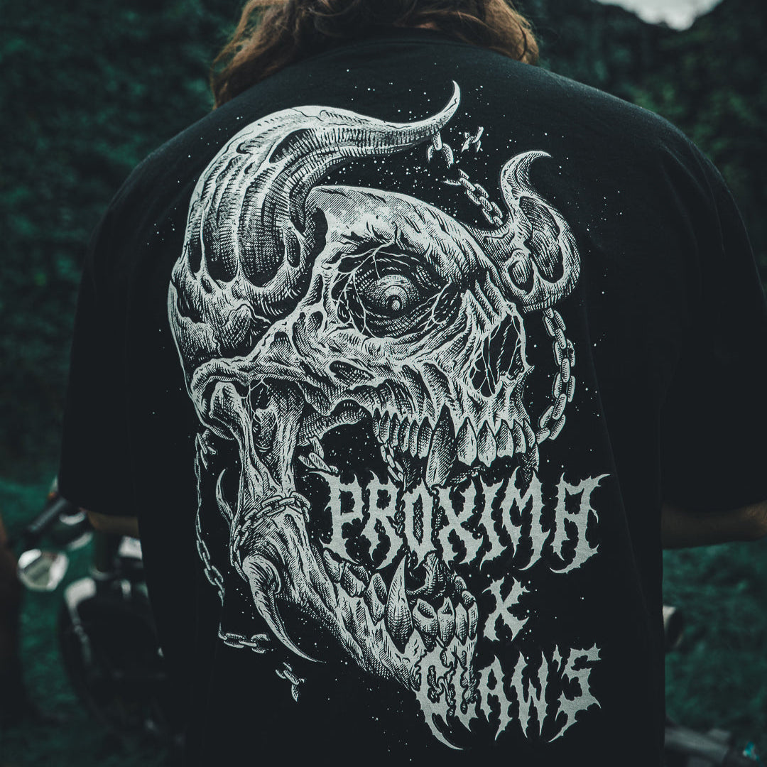 T-shirt PROXIMA 240GSM Noir oversize streetwear détail graphisme - Claw's Industries
